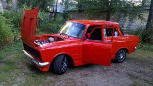 Всем знакомый москвич 412