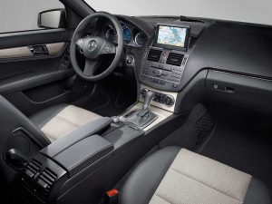 Салон Mercedes Benz